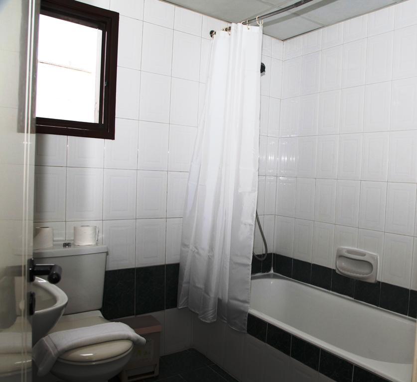 Rimi Hotel Никозия Екстериор снимка