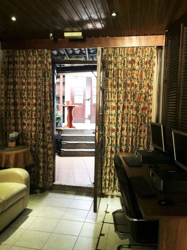 Rimi Hotel Никозия Екстериор снимка