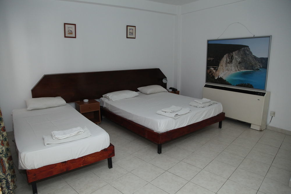 Rimi Hotel Никозия Екстериор снимка